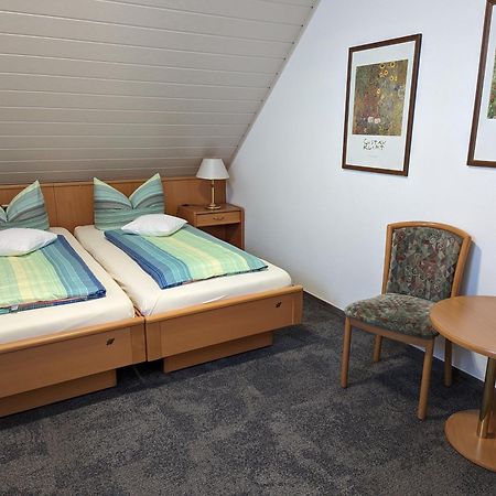 Zum Schwarzen Baeren Hotell Vohenstrauss Eksteriør bilde