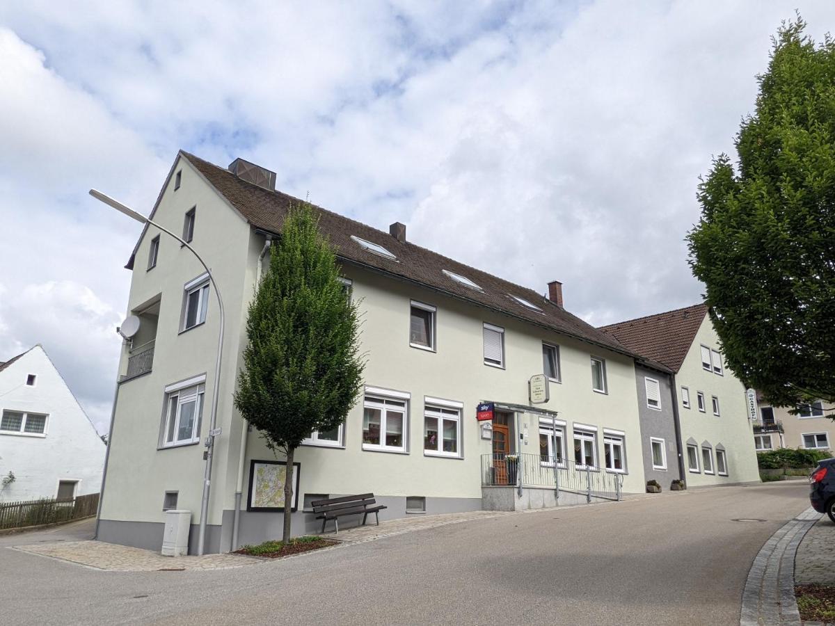 Zum Schwarzen Baeren Hotell Vohenstrauss Eksteriør bilde